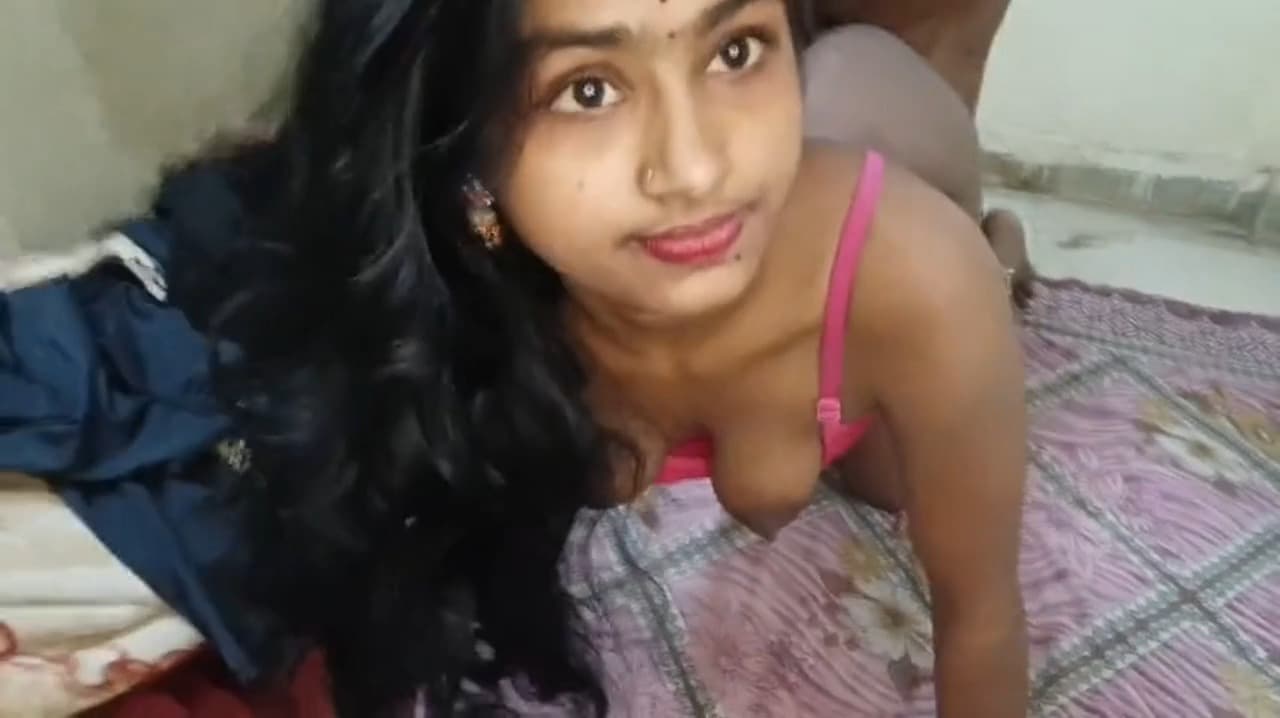 Indian Beauty in Pink Bra Gets Hard Fucked by Big Cock 